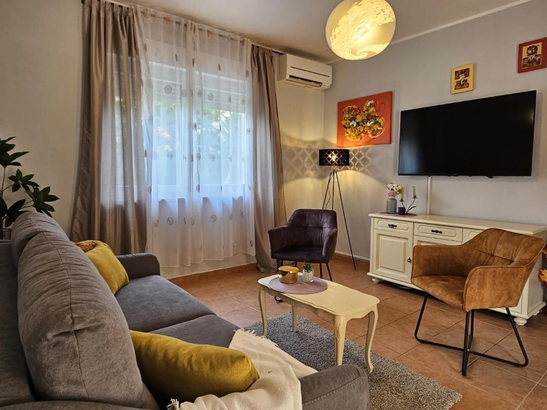 Holiday Home Istra With Jacuzzi Medulin Dış mekan fotoğraf