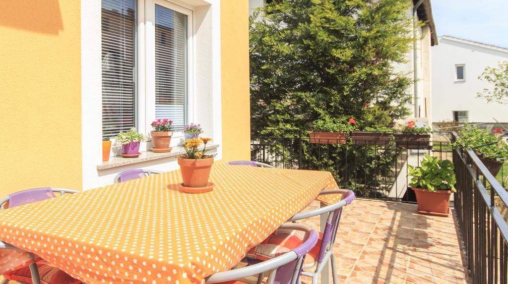 Holiday Home Istra With Jacuzzi Medulin Oda fotoğraf