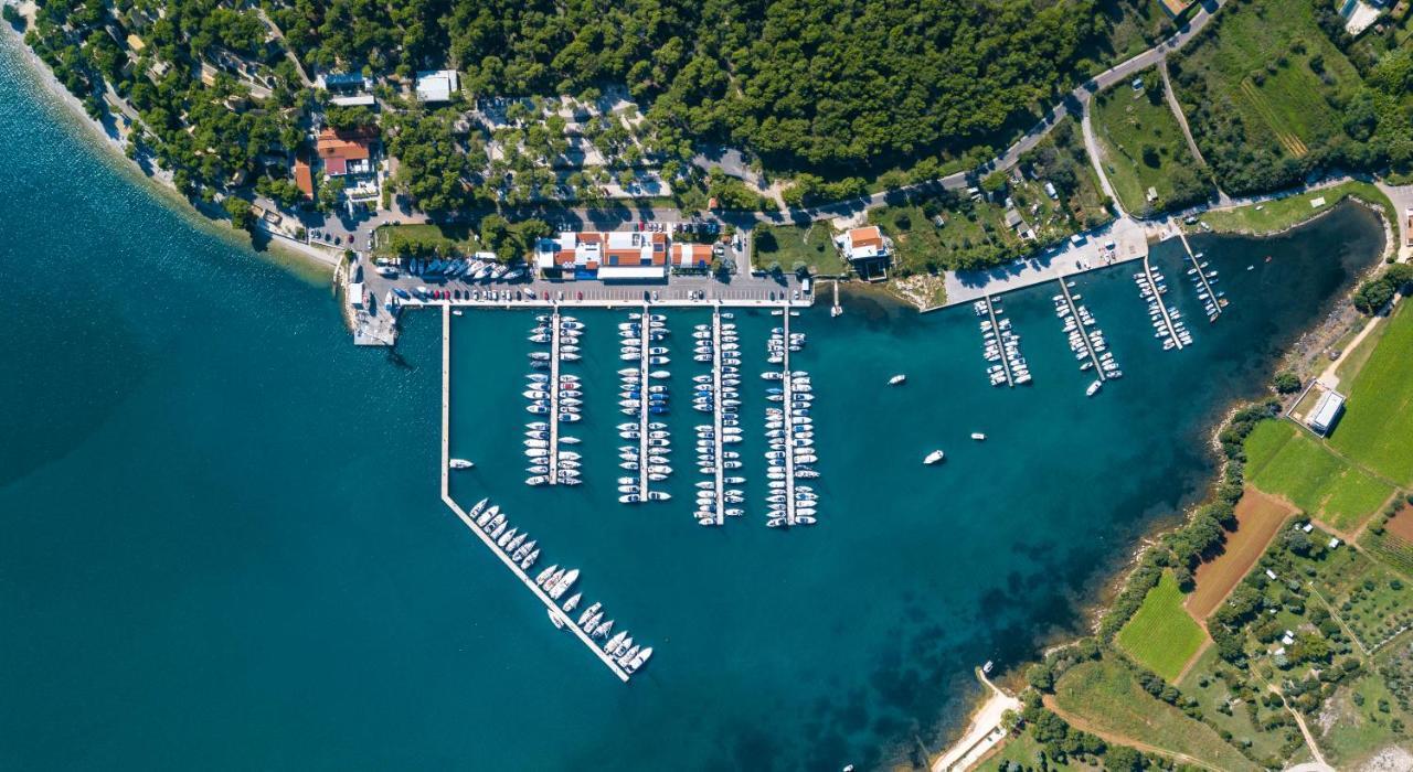 Holiday Home Istra With Jacuzzi Medulin Dış mekan fotoğraf